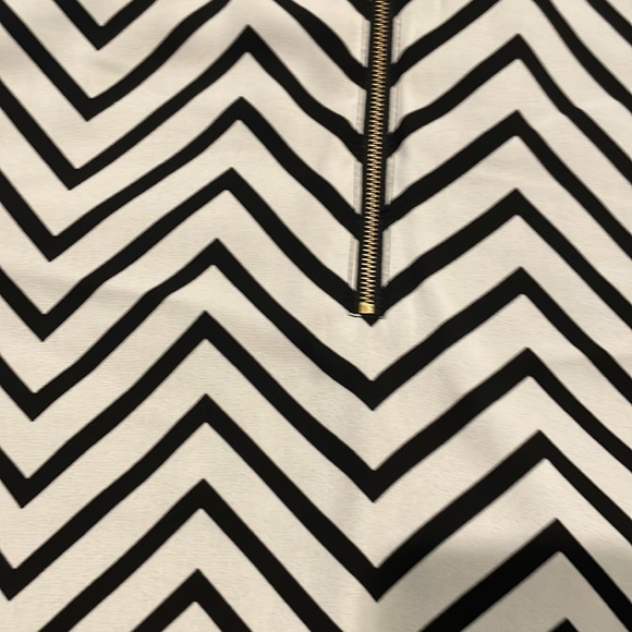 Express Tank Tops 🤍 Small - Picture 5 of 8